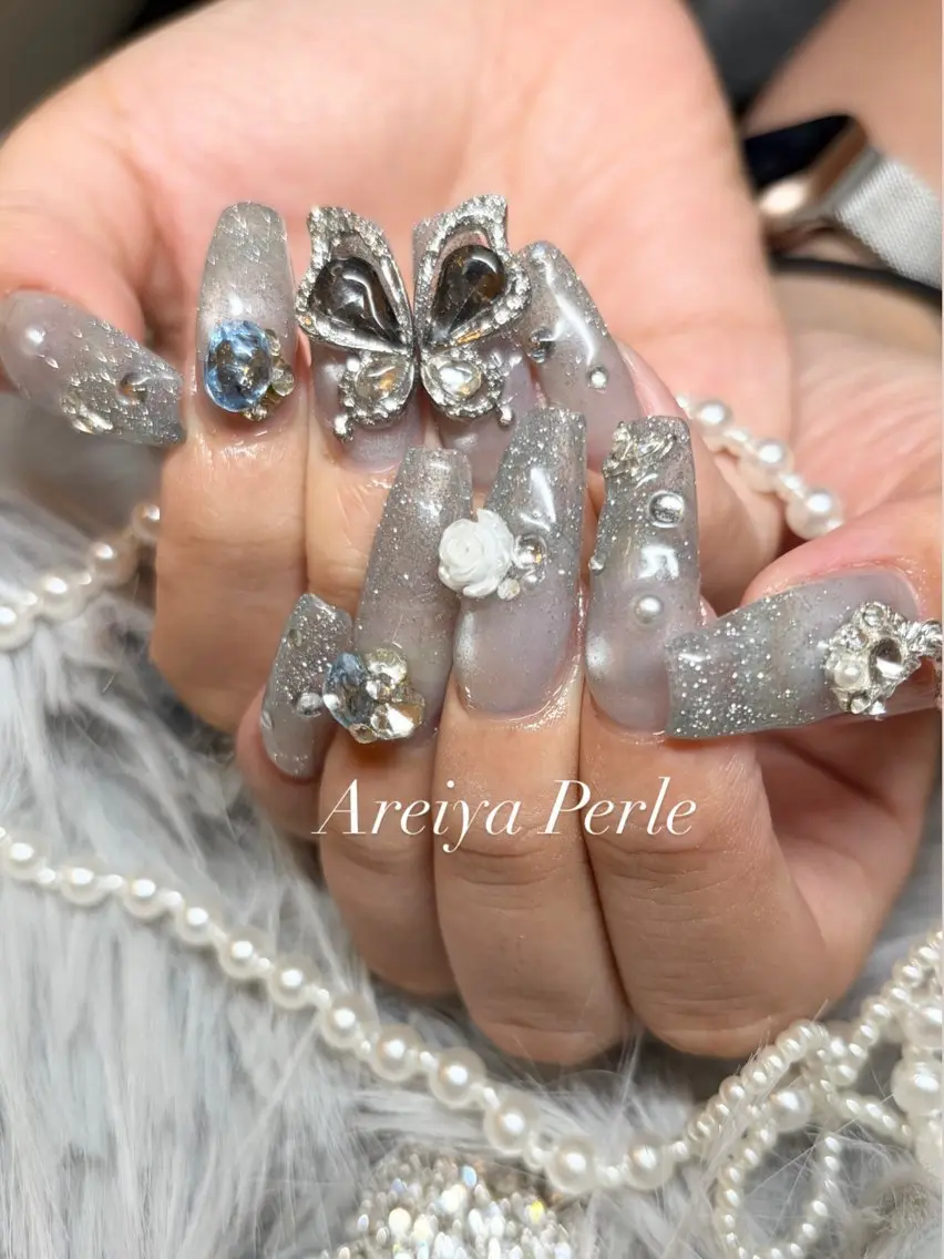 ネイル 持ち込み ワンホンネイル Areiya Perle 豊田のネイルデザイン