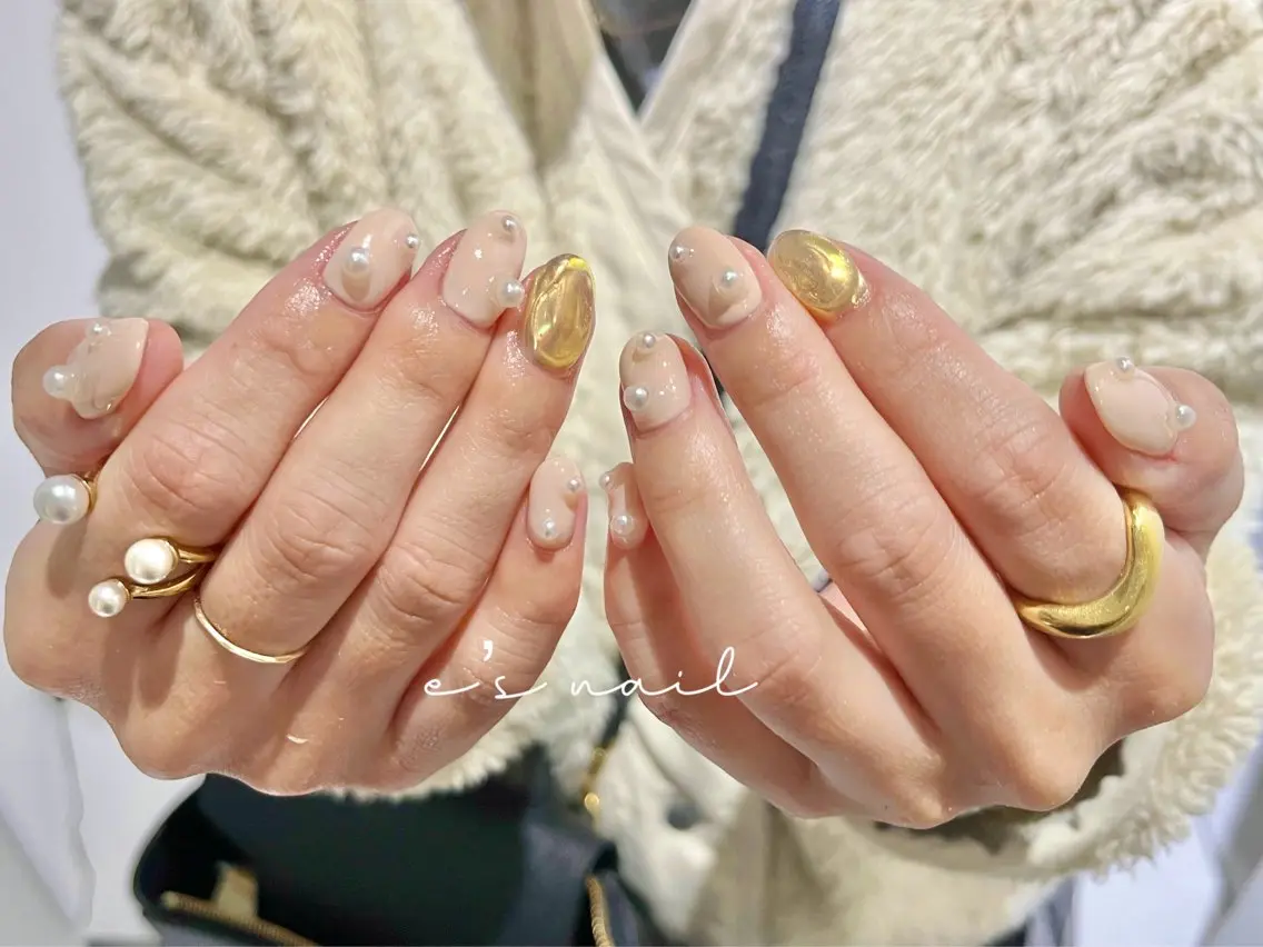 ネイル ニュアンスネイル ハンドネイル ハンドケア e’s nail Lumièreのネイルデザイン