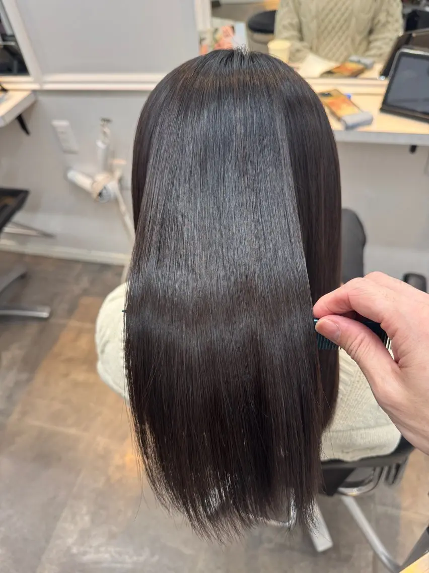 ミディアム トリートメント ウィステリア アネックスのヘアスタイル
