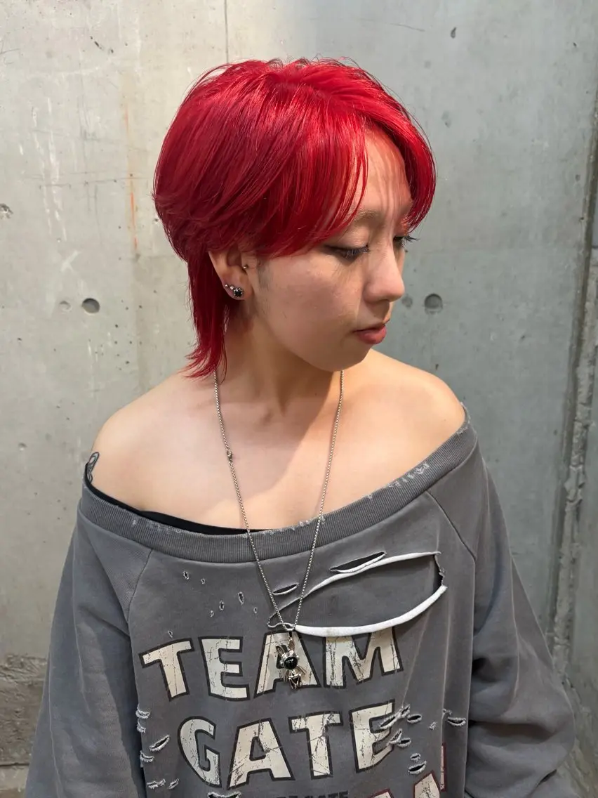 ショート カラー レッドカラー ヘアカラー SHOTO ハイトー ン/ブロンドカラーのヘアスタイル