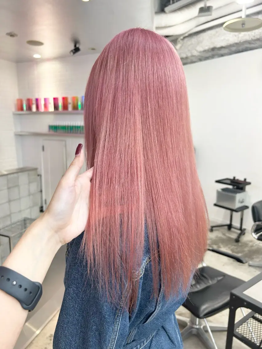 ロング カラー 🫒オリーブ/透け感 レイヤー🌿モエカのヘアスタイル
