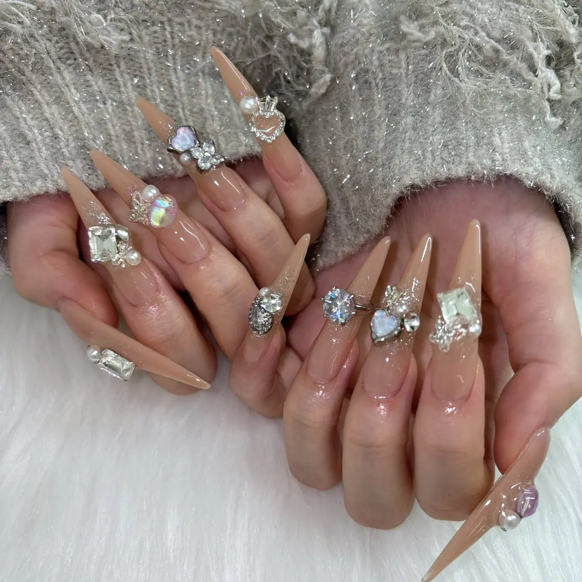 LA発🫅スーパーロング🫅次世代スカルプ〈4cm以上〉🗽💅【パーツつけ放題/カラー2色】オフ無料の写真