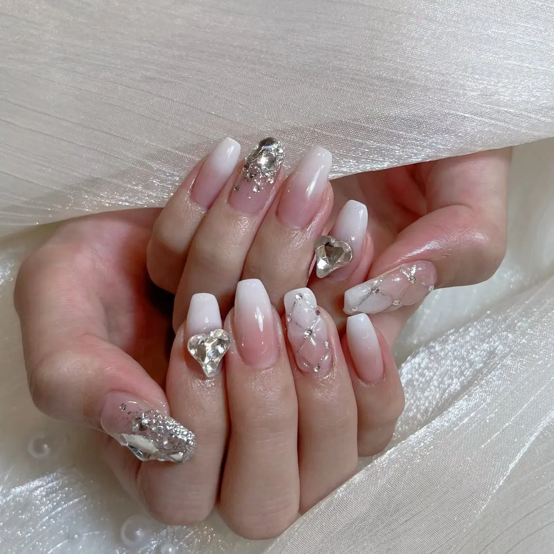 ミディアム ハンドネイル Sora NAILのネイルデザイン