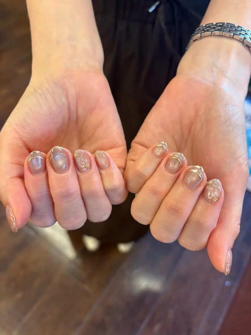 ネイル ハンドネイル AMI 美フォルムネイルのネイルデザイン