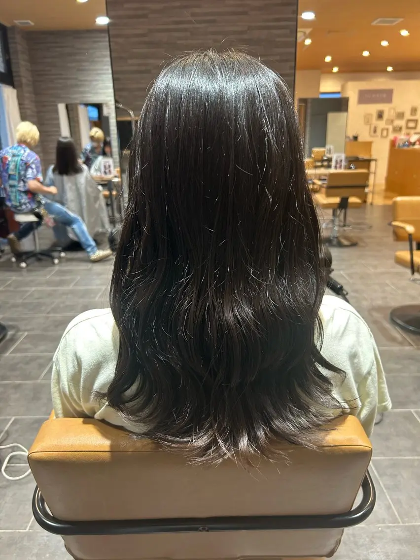 ロング 川野 柚奈のヘアスタイル