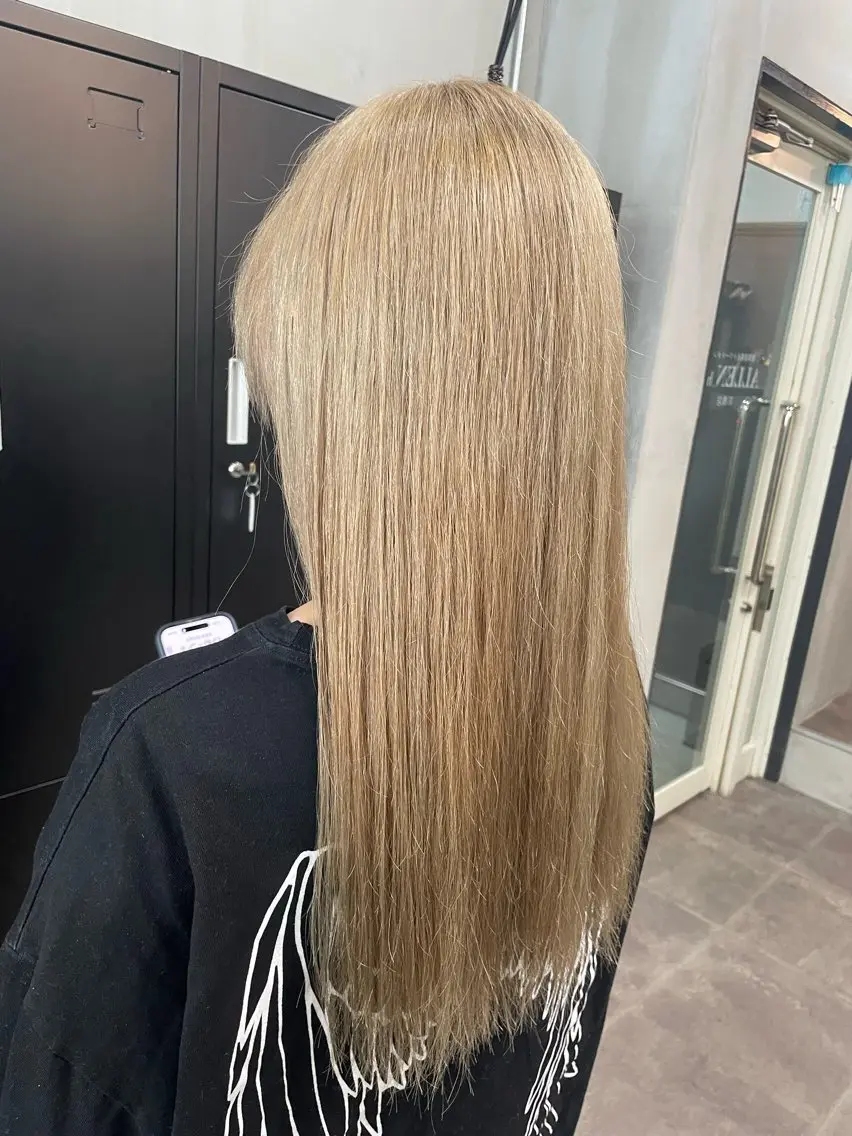 ロング カラー ブリーチ ケアブリーチ トリートメント ヘアカラー トリートメント ALLEN hair /まなのヘアスタイル