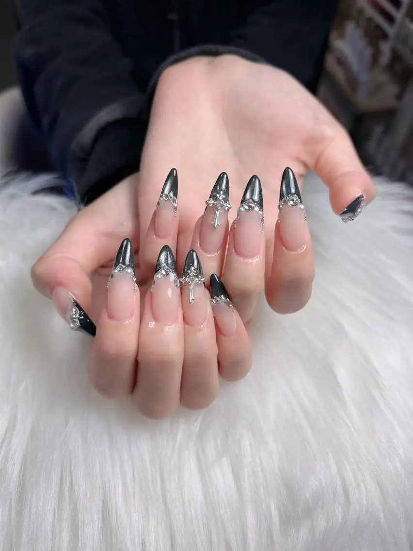 ネイル ハンドネイル Swan Nail Salonのネイルデザイン