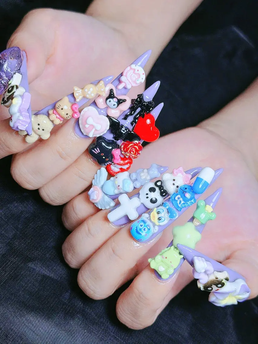 ネイル キラキラネイル マグネットネイル ぷっくりネイル 春ネイル ワンホンネイル ハンドネイル Lunaa 池袋のネイルデザイン