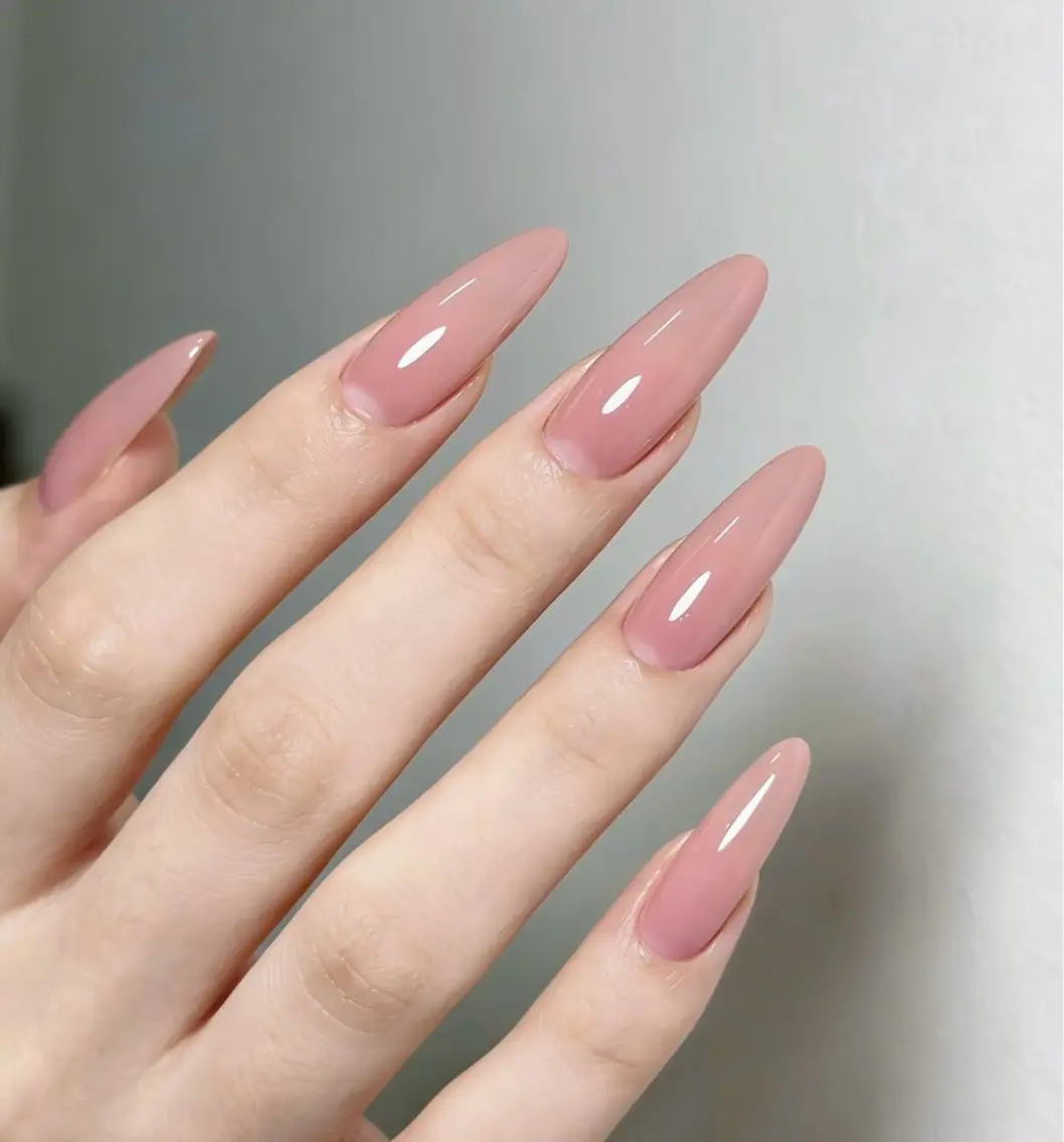 🎀【自爪】🔥🈹《チップ長さ出し》ワンカラー＆ラメーグラデーション（ロングok)￥5980の写真