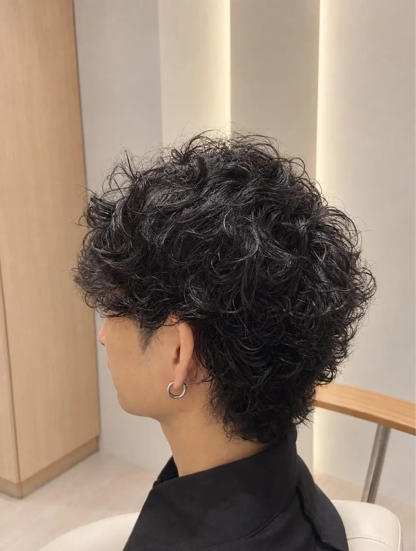 パーマ メンズ フェザーパーマ メンズパーマ 波巻きパーマ ニュアンスパーマ メンズパーマ /栄/伊藤りんなのヘアスタイル
