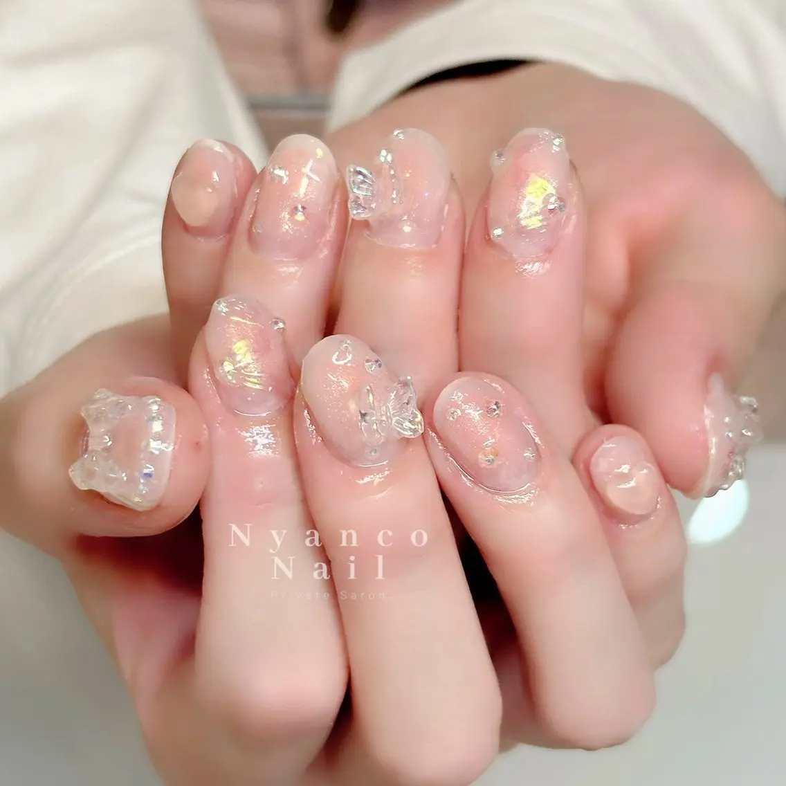 ネイル オーロラネイル チークネイル ジェルネイル 氷ネイル・うるうるネイル キラキラネイル Nyanco Nailのネイルデザイン