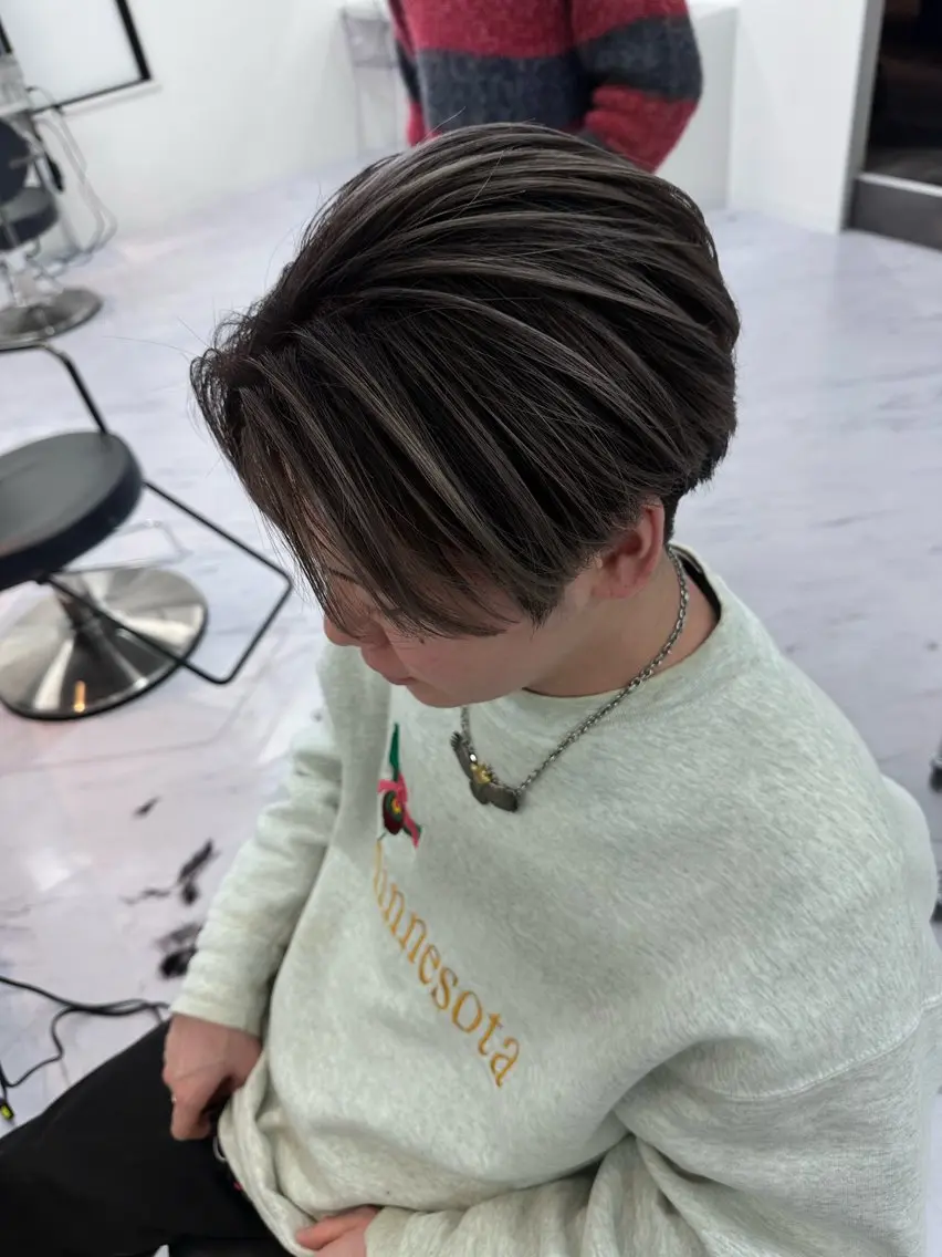 カラー VEGA天神 ブリーチのヘアスタイル