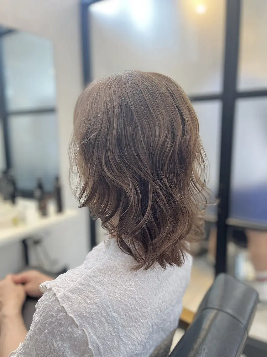 ミディアム カット パーマ トリートメント 🆕似合わせデザイン カット/髪質改善✨のヘアスタイル