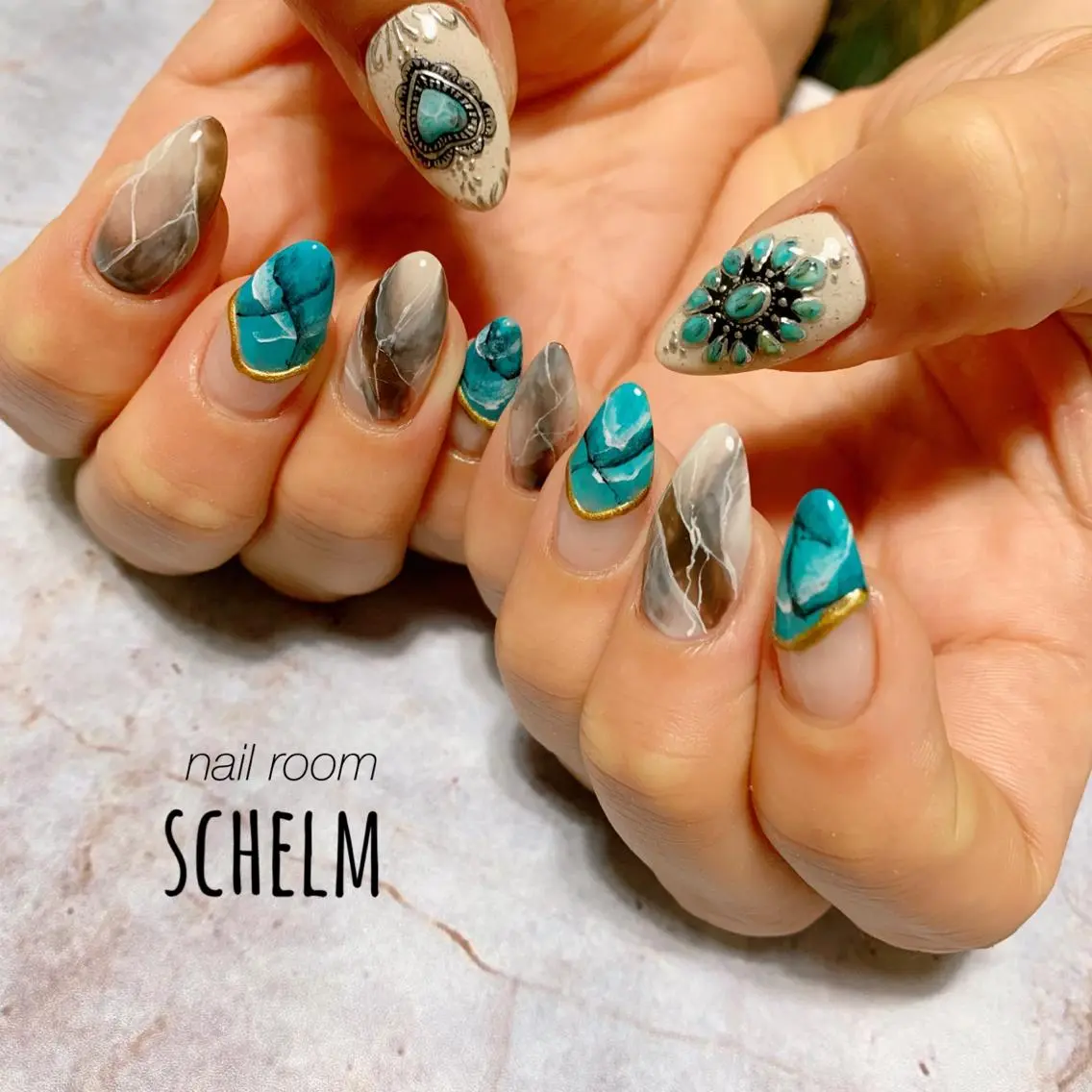 ネイル ハンドネイル nail room シュレムのネイルデザイン