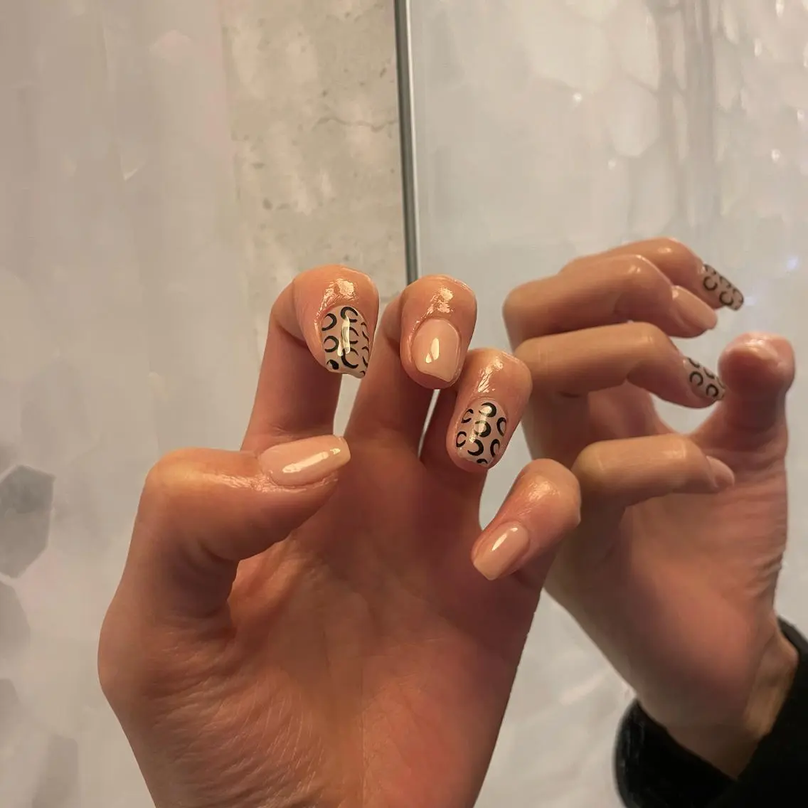 ネイル 持ち込み ニュアンスネイル ハンドネイル ハンドケア Charme. NOBUKOのネイルデザイン
