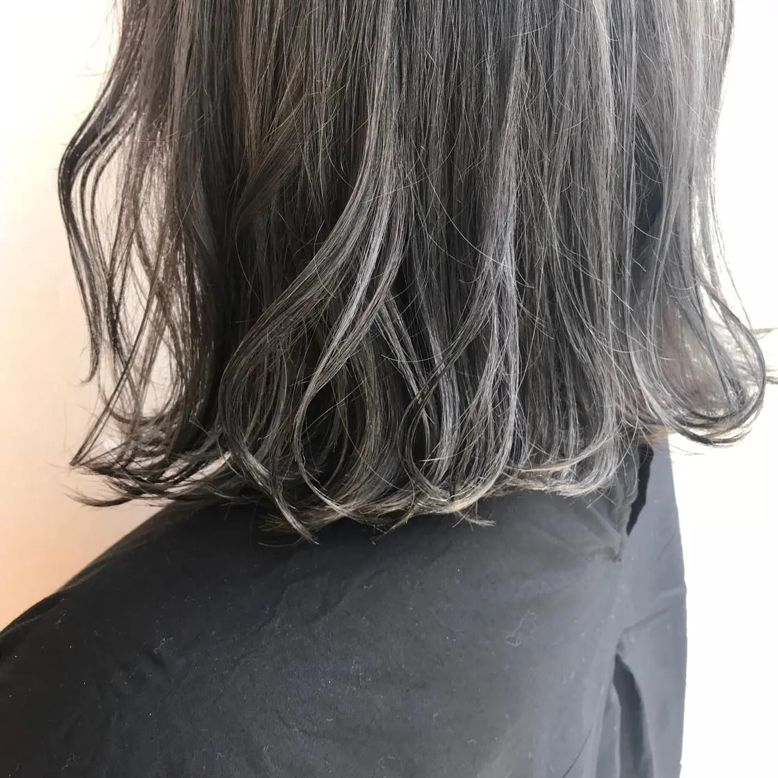 ミディアム カラー ネイビーカラー chic.🍋 Kirariのヘアスタイル