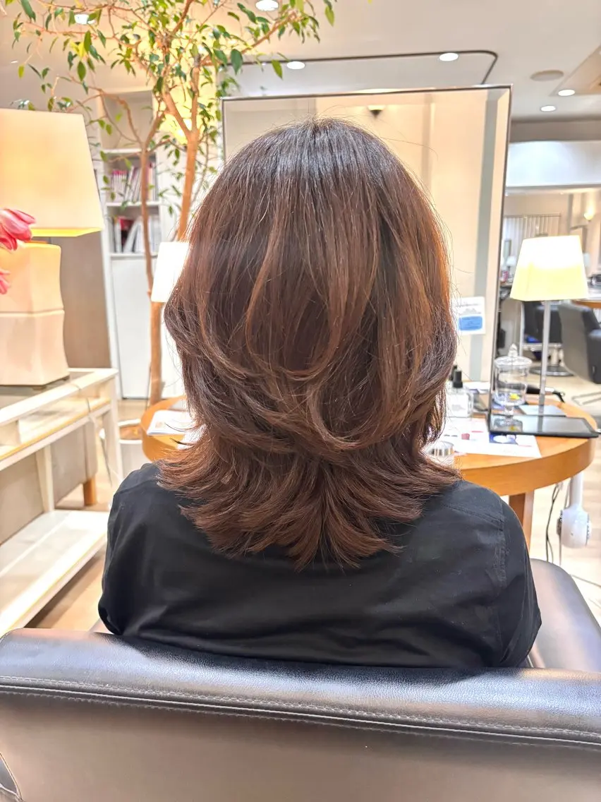 ミディアム 市野 ひかるのヘアスタイル