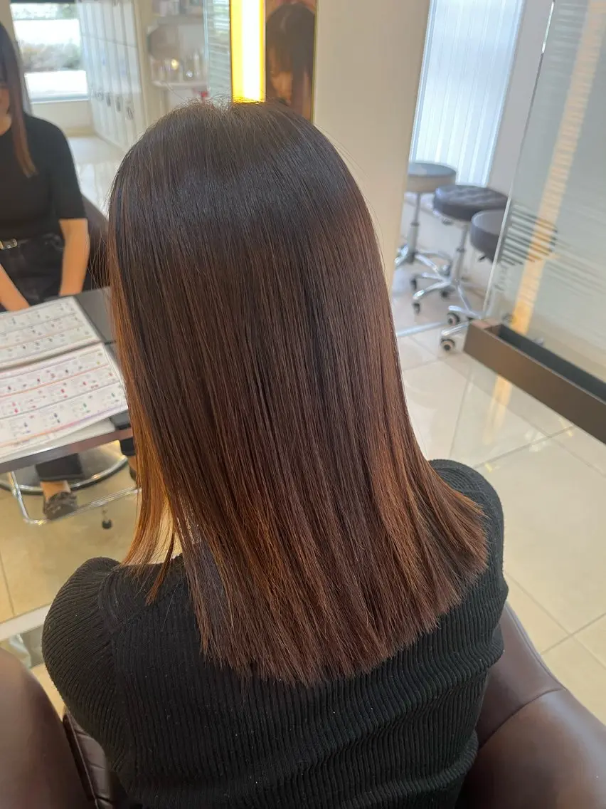 セミロング カット 🎀ноиокa🎀 レイヤー×暖色カラーのヘアスタイル