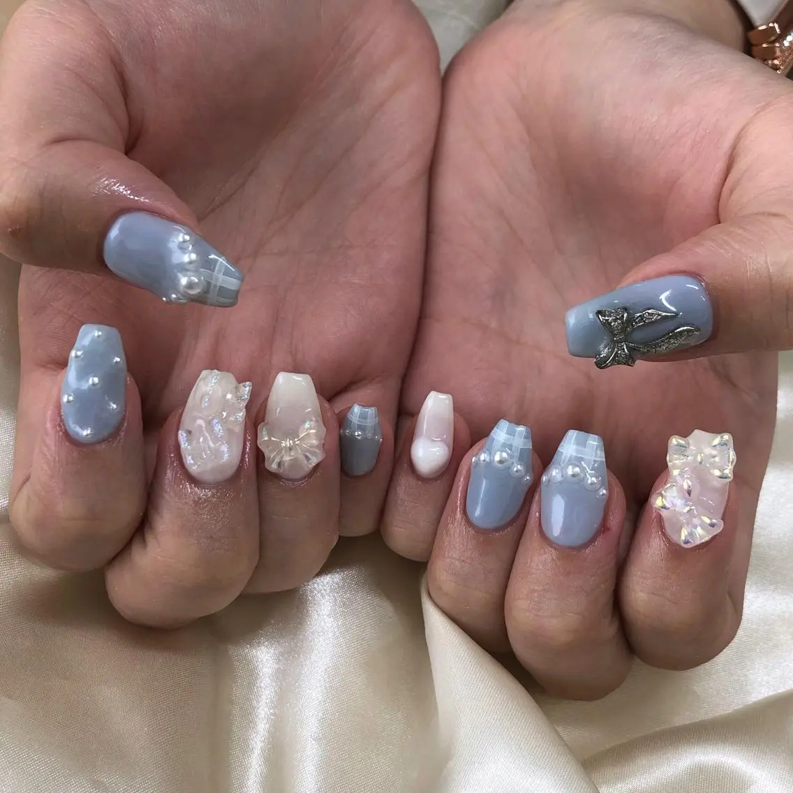 ネイル ハンドネイル ViViA momokaのネイルデザイン