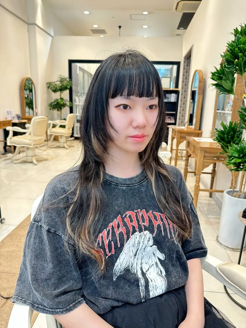 ロング Loire SYURIのヘアスタイル