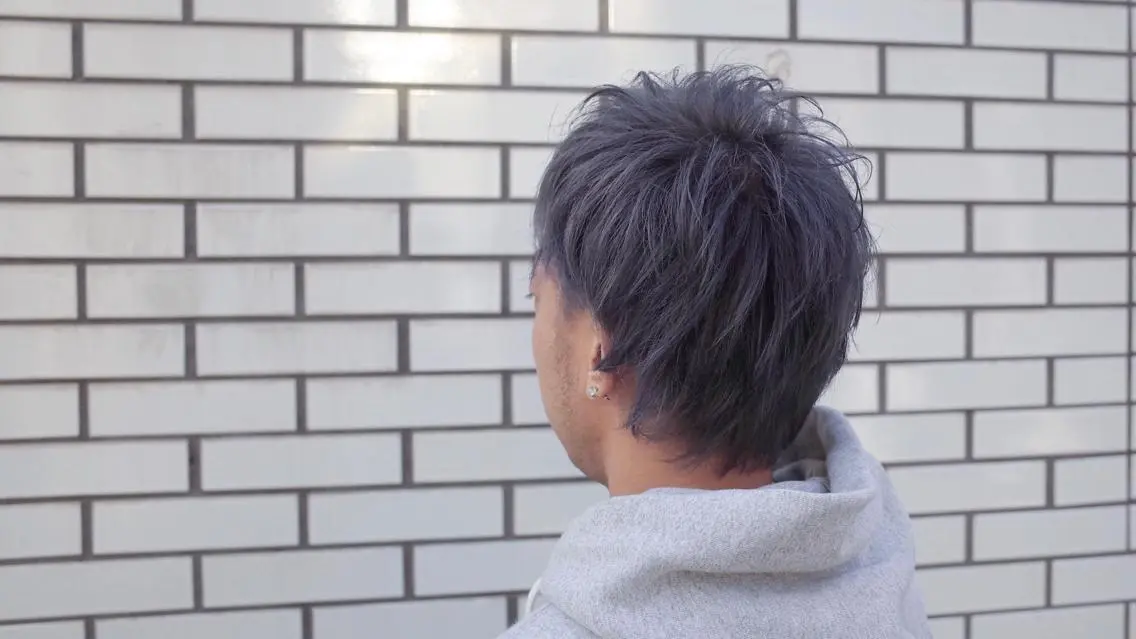 ショート カラー メンズ メンズブリーチ ブリーチ 当日予約🆗✂︎ ウエモト タクのヘアスタイル