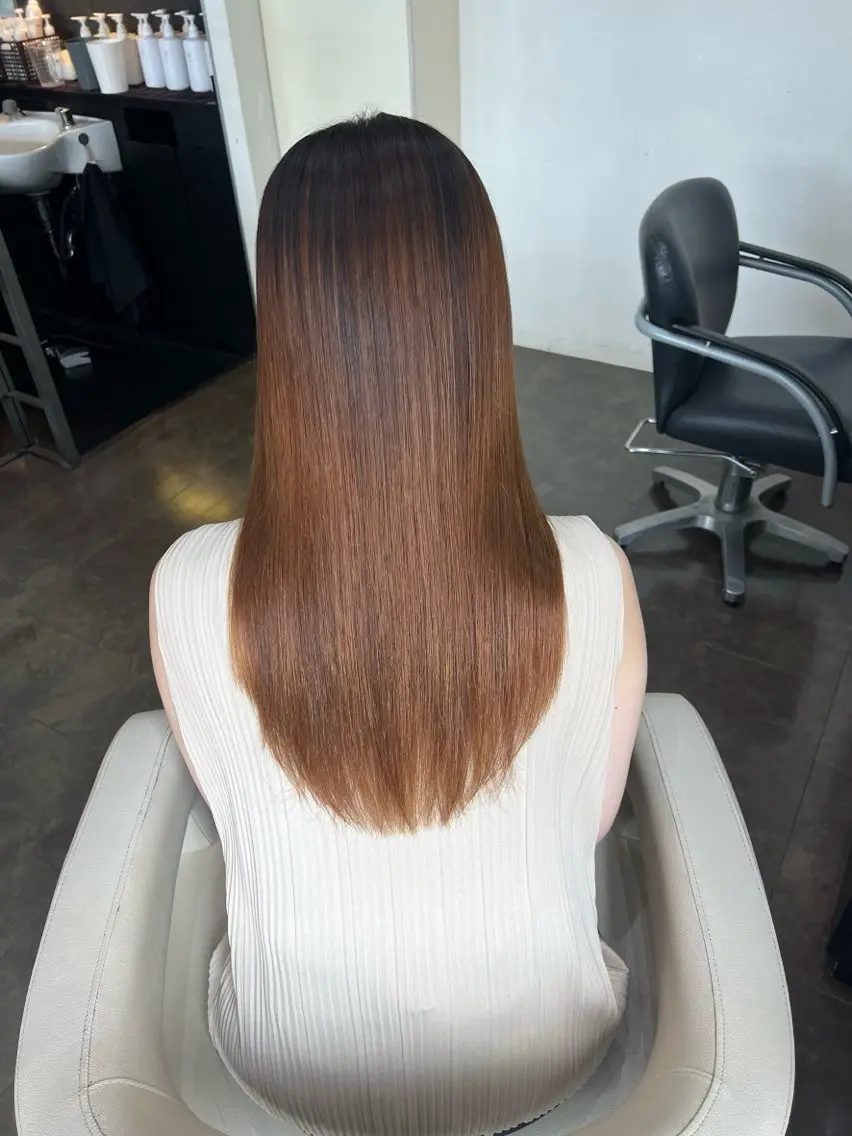 セミロング 縮毛矯正 mizukuchi ukyoのヘアスタイル