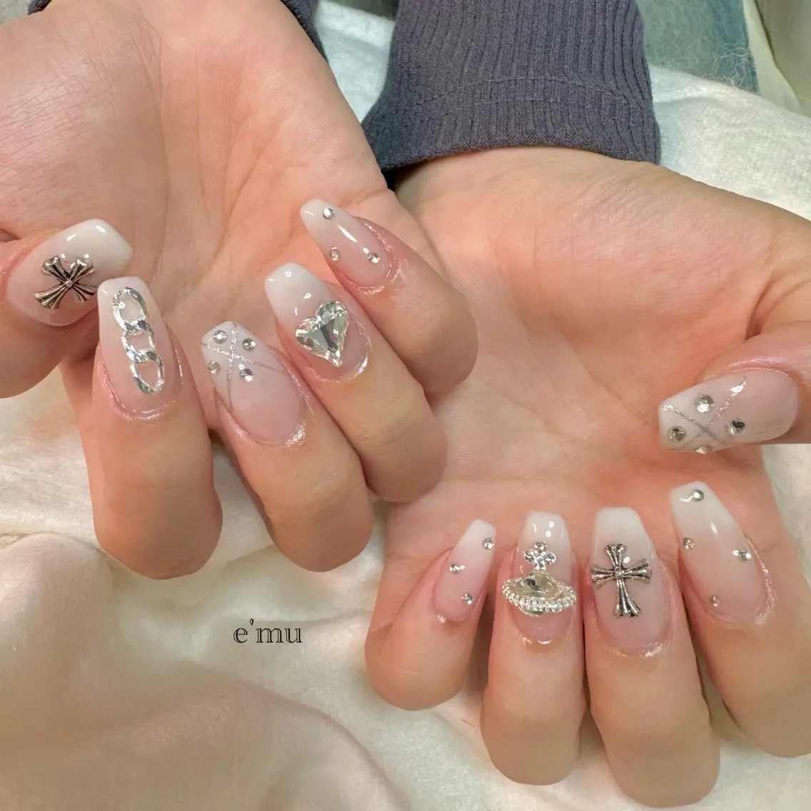 ネイル 韓国ネイル nail salon e'mu💐のネイルデザイン