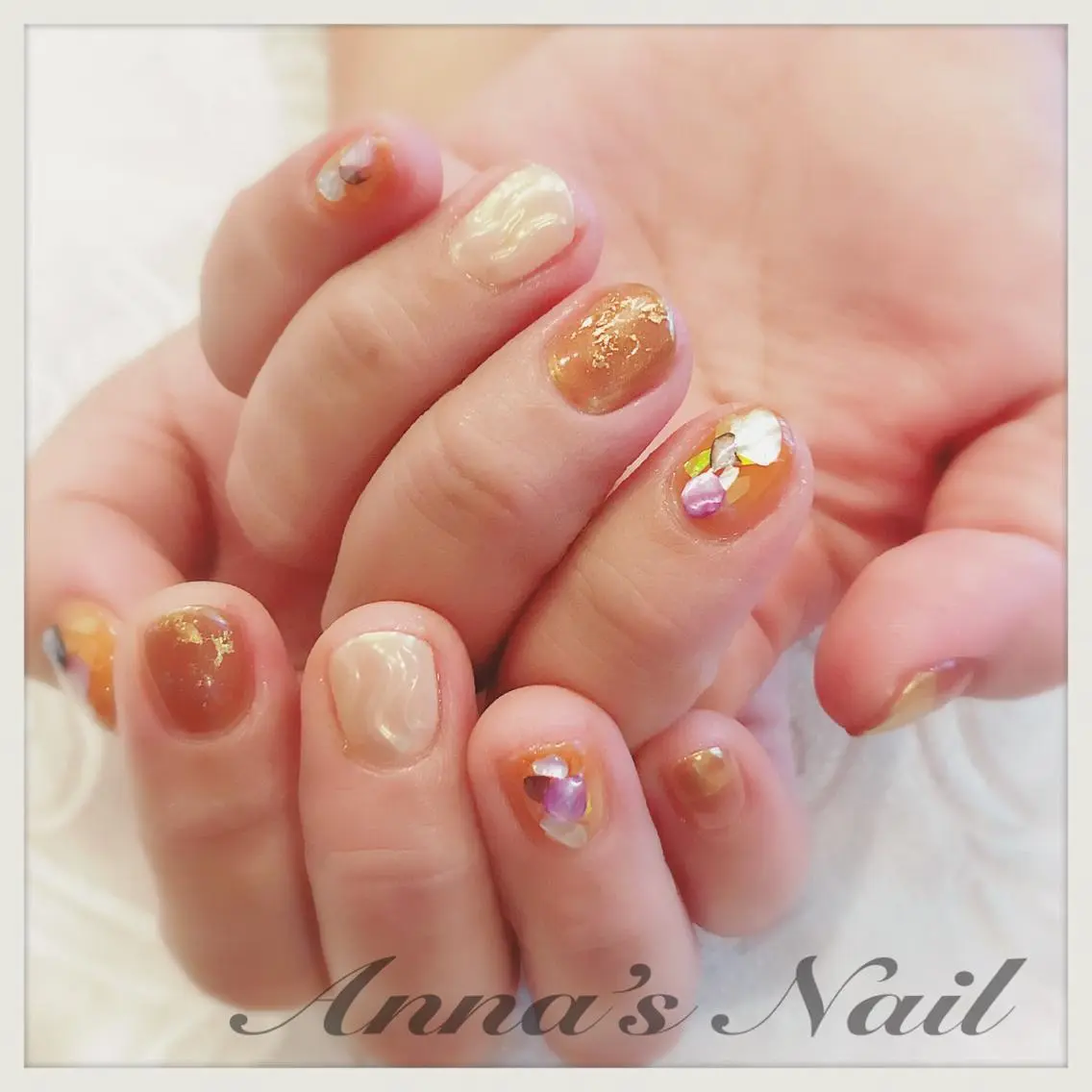 ネイル ミラーネイル 清口 杏奈のネイルデザイン