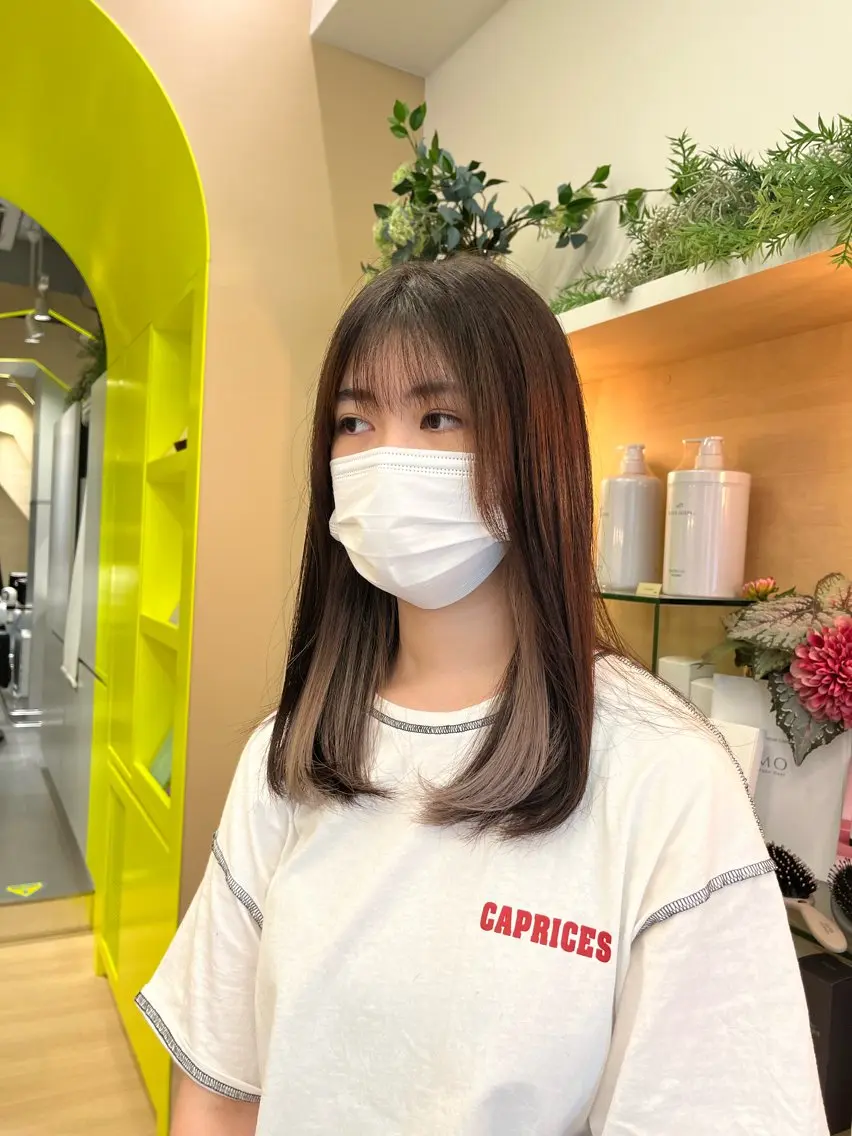 ミディアム カラー パーマ 山下 とよかのヘアスタイル