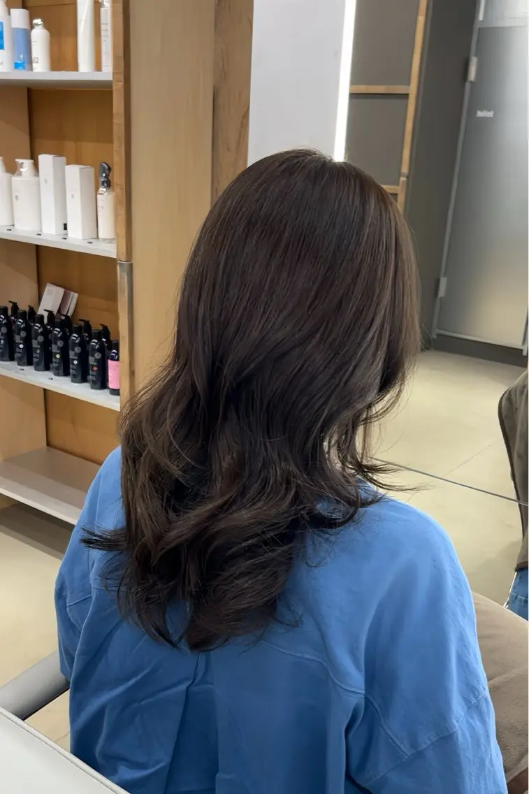カラー ヘアカラー トリートメント 渡辺 愛里のヘアスタイル