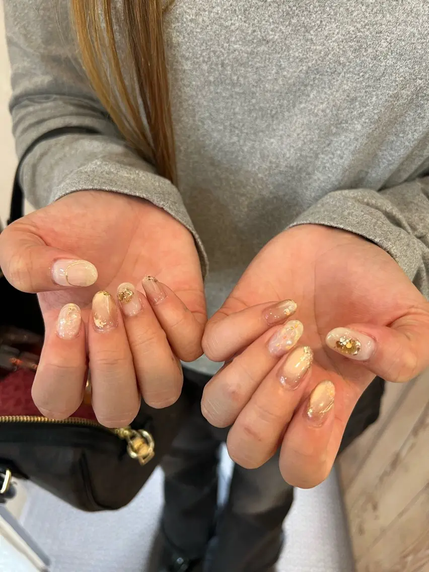 ネイル ニュアンスネイル Free's nail　Sakiのネイルデザイン