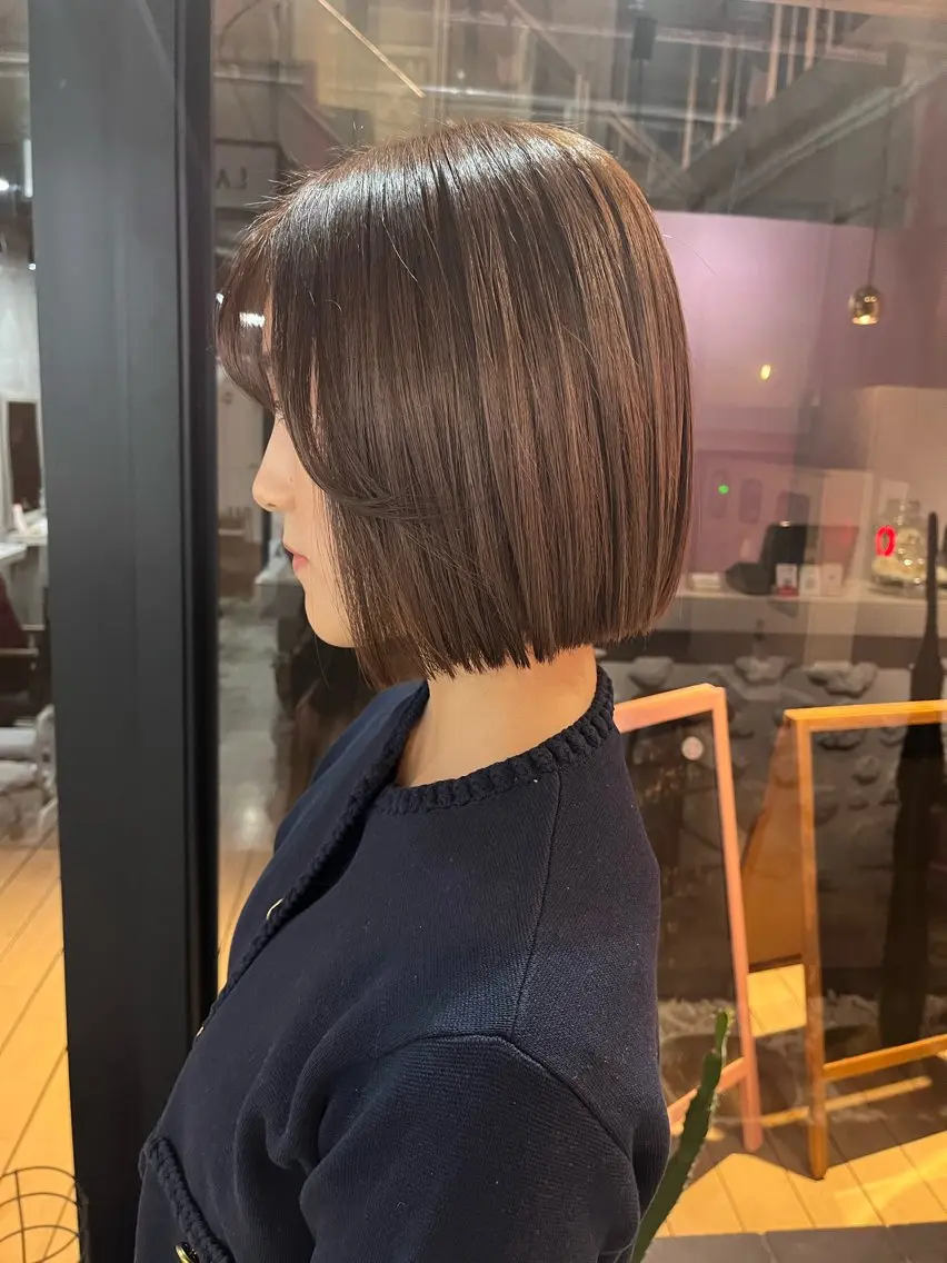ミディアム 艶感透明感カラー🤍 hinaのヘアスタイル