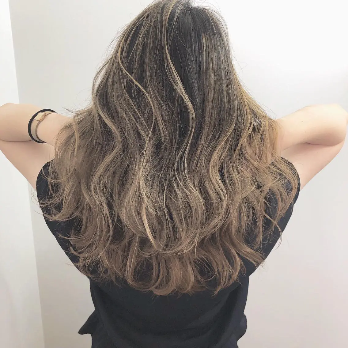 ロング ヘアカラー トリートメント ルービック 豊中店のヘアスタイル