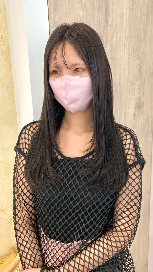 ロング レイヤーカット hair shioのヘアスタイル