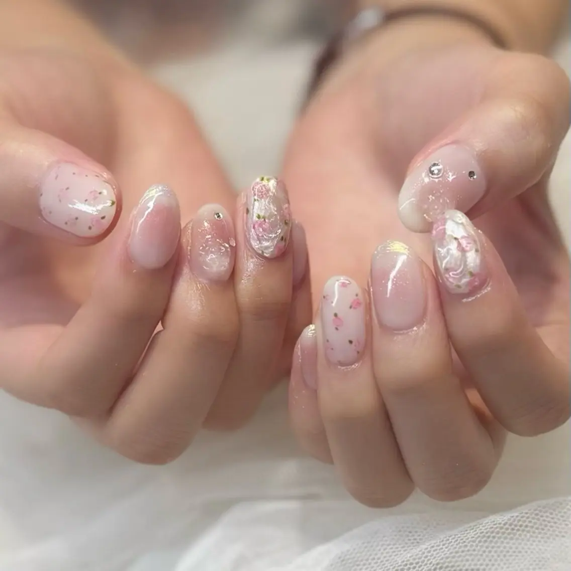 ネイル ハンドネイル 新井 ひなののネイルデザイン