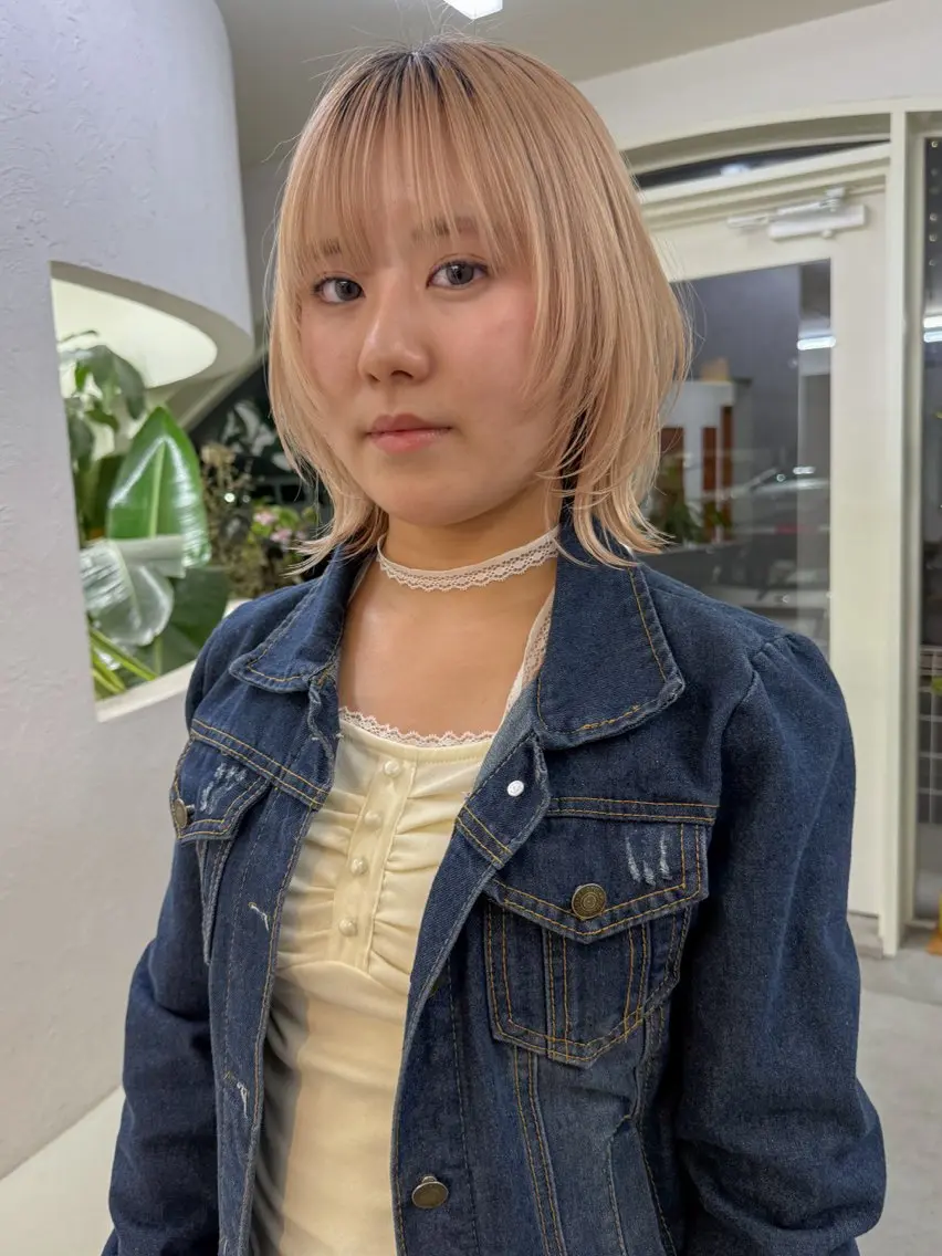 ミディアム ボブ 顔まわりレイヤー レイヤーカット aco/名古屋.栄 ボブ/透明感カラーのヘアスタイル