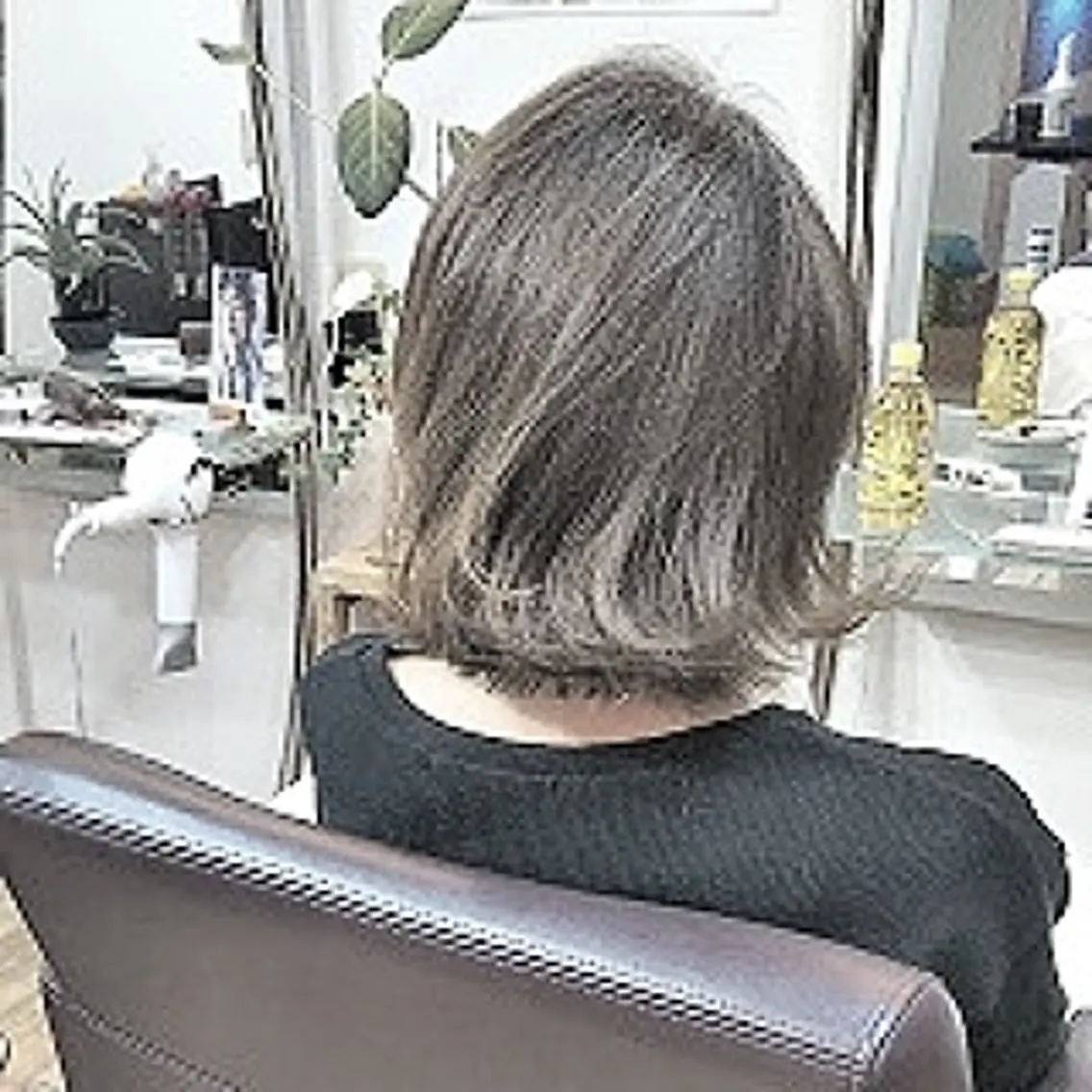カット+ダブルカラー+ホイル4枚の写真