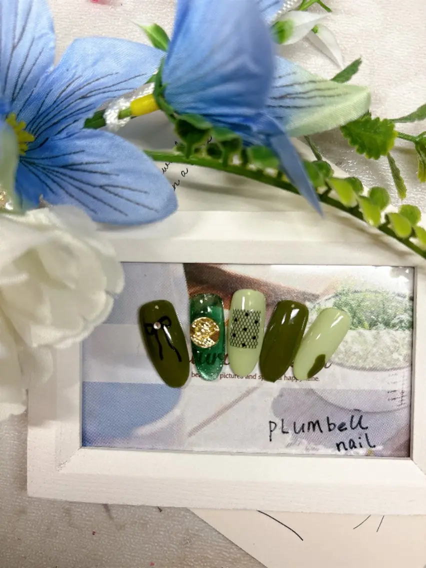 ネイル PLUM BELL 横浜自宅ネイルのネイルデザイン