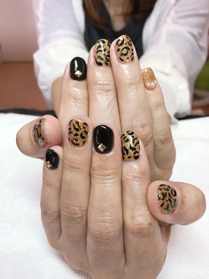 持込デザイン(ハンドNail)オフ無し※パーツ、アート等要相談(別途プラス料金有)※ケア込み、仕上げオイル付きの写真
