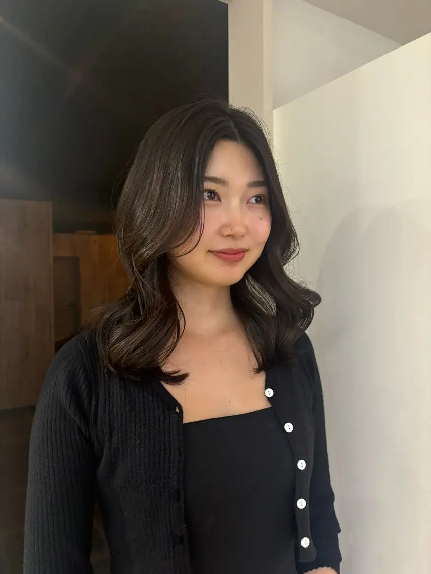 ミディアム カラー 🎀a0i 🎀のヘアスタイル