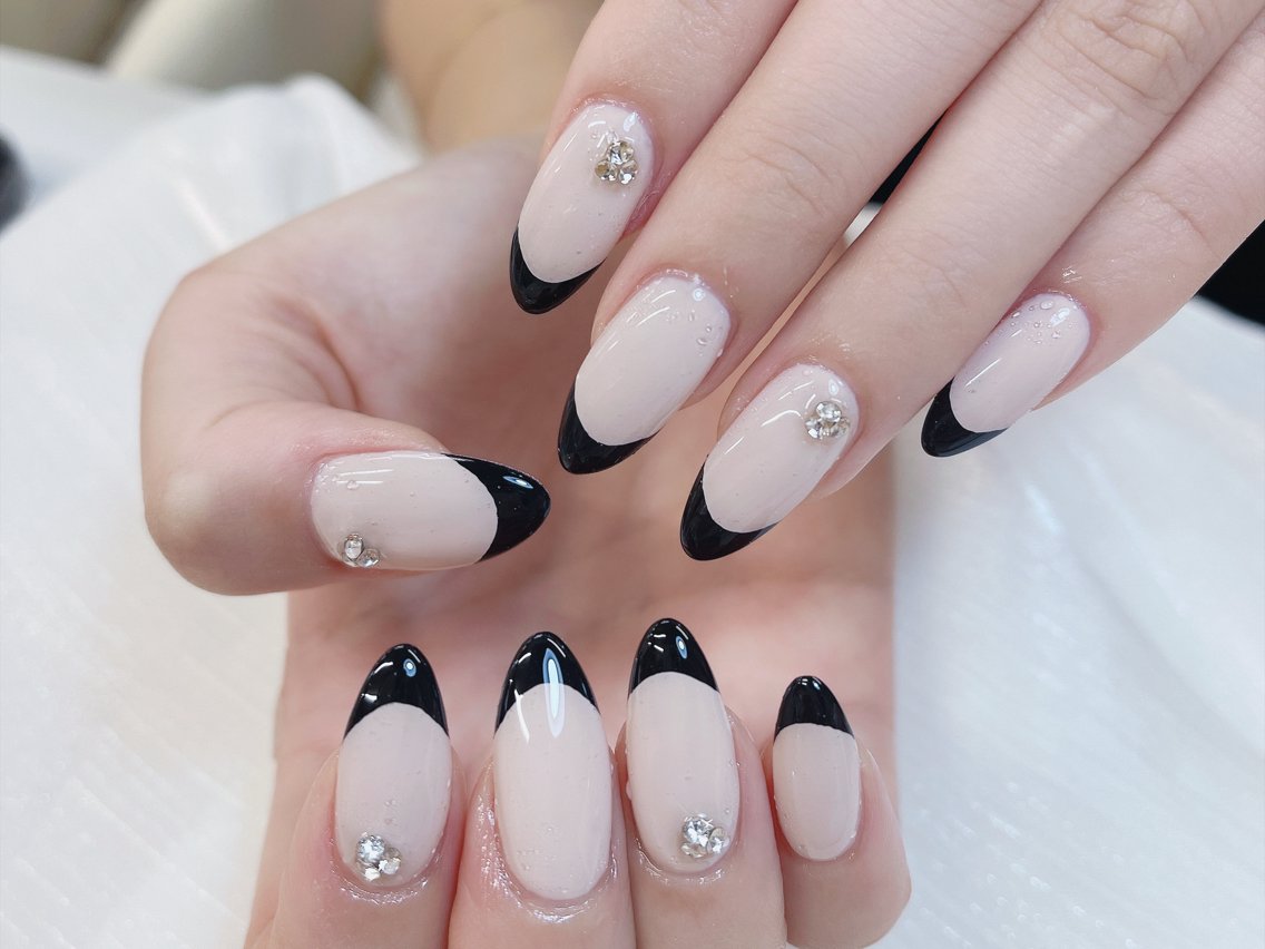 ネイル チークネイル 成人式 フレンチネイル グラデーション 氷ネイル・うるうるネイル ハンドネイル DUO   MI nail salonのネイルデザイン