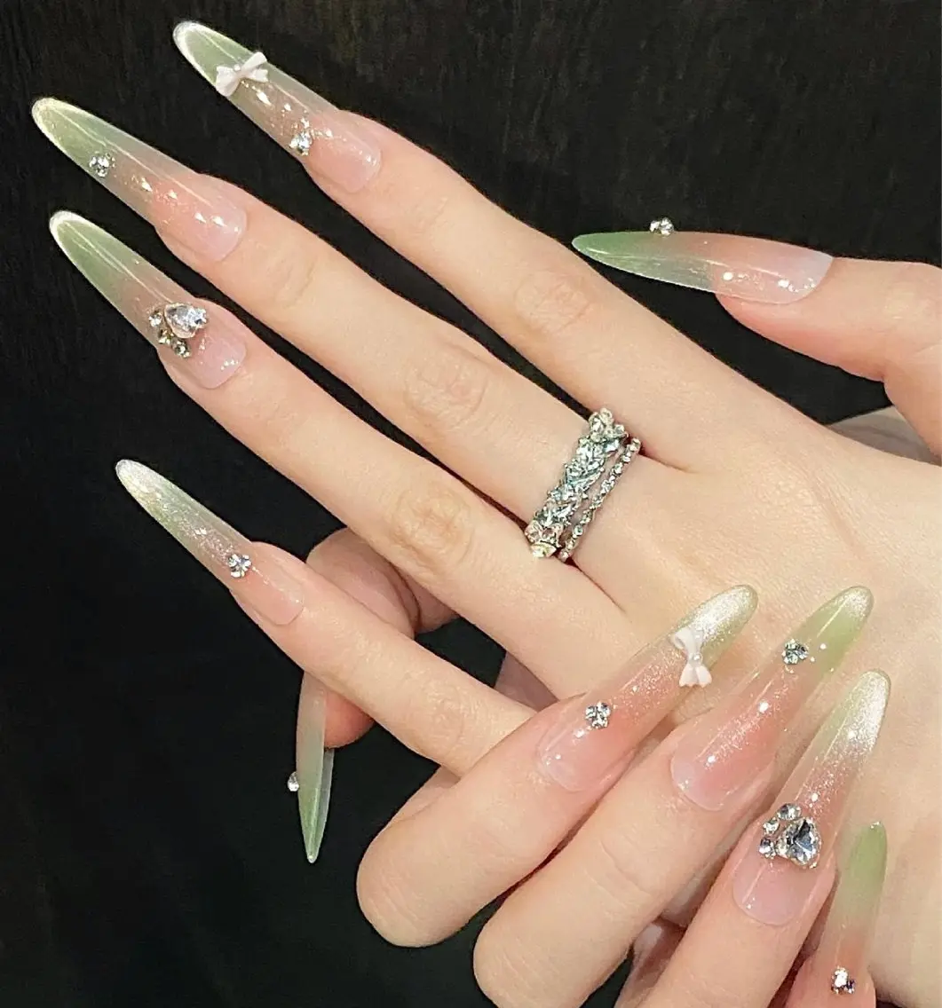 ネイル ハンドネイル D-BEAUTY Nailsalonのネイルデザイン