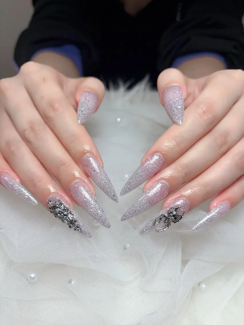 ネイル 韓国ネイル マグネットネイル 持ち込み ニュアンスネイル シンプルネイル ハンドネイル Huyn Nail Shinjyukuのネイルデザイン