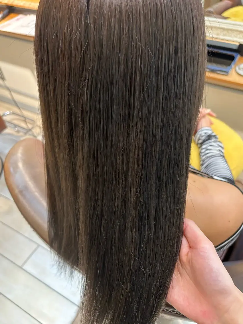 ロング カラー グレージュ ヘアカラー トリートメント 古屋 澪　艶髪カラー✨のヘアスタイル