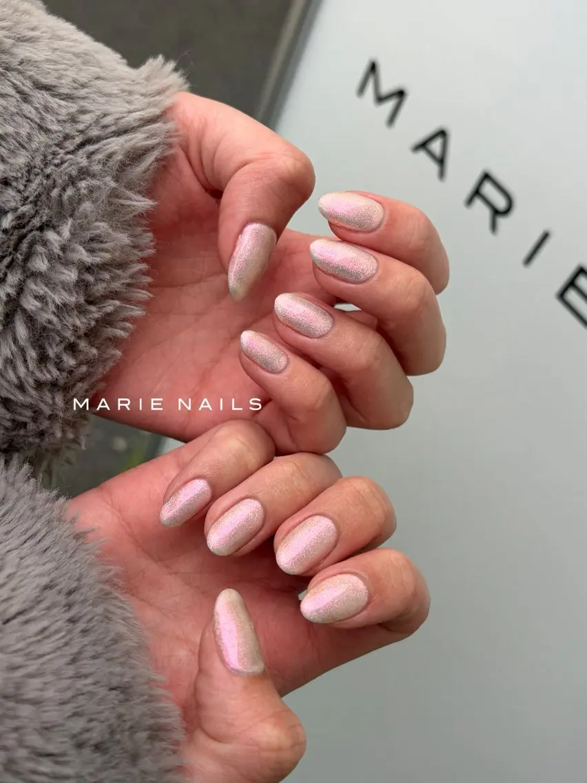 ネイル ラメ(グリッター) ワンカラーネイル ピンク ハンドネイル MARIENAILS Miyabiのネイルデザイン