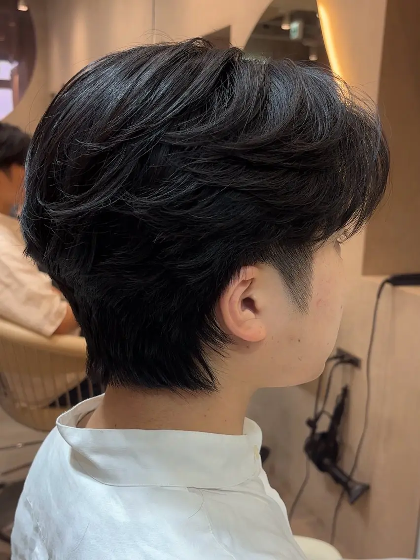 ショート カラー パーマ ヘアアレンジ メンズ センターパート メンズ韓国風 マッシュ メンズパーマ メンズショート カット パーマ 大宮/曲がる縮毛矯正 /毛流れ特化/NAOのヘアスタイル