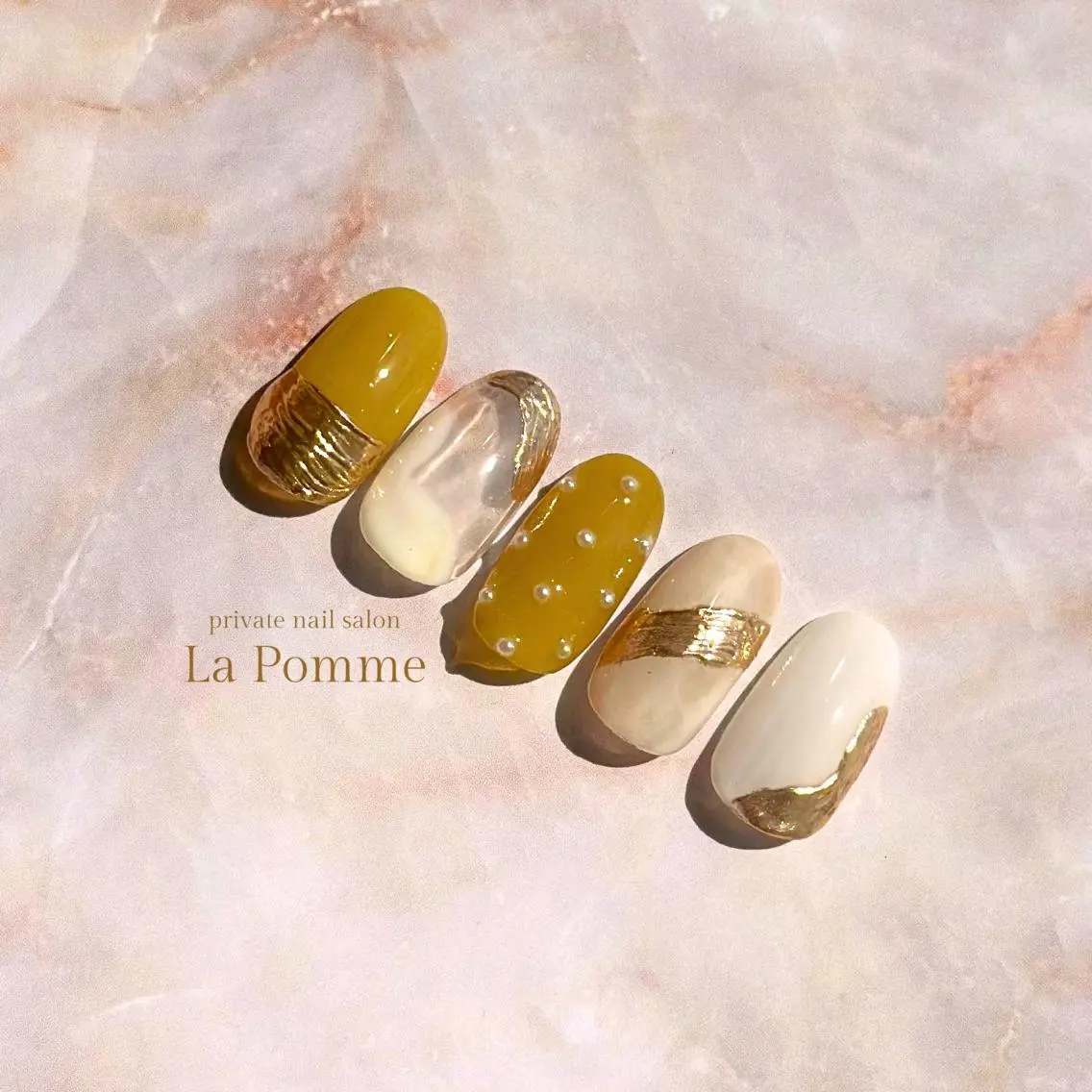 ネイル ホワイト nail salon La Pommeのネイルデザイン