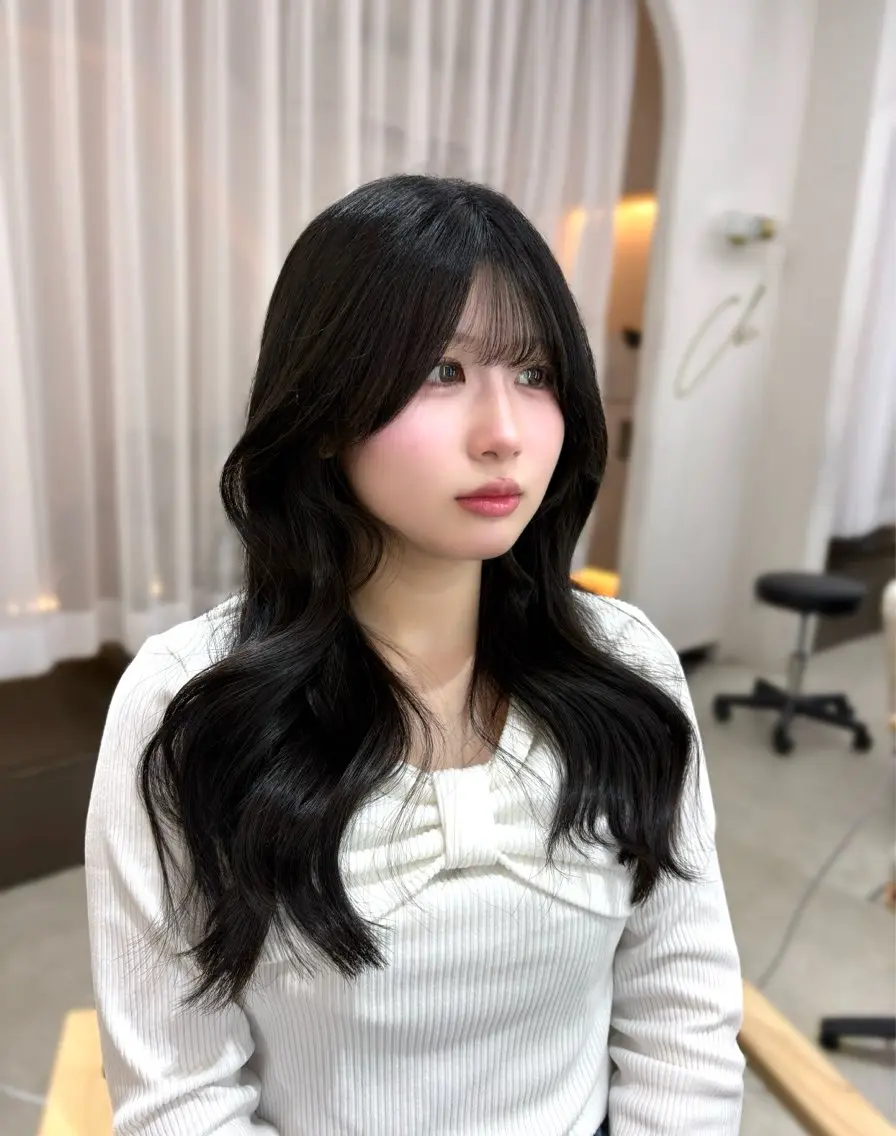 ロング カット ワンカールで決まる レイヤーカット‎🤍のヘアスタイル