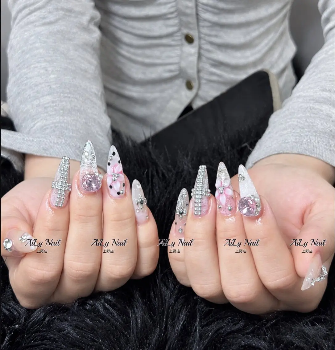 ネイル アートネイル ジェルネイル マグネットネイル ニュアンスネイル シンプルネイル ハンドネイル AiLy Nail 上野店のネイルデザイン