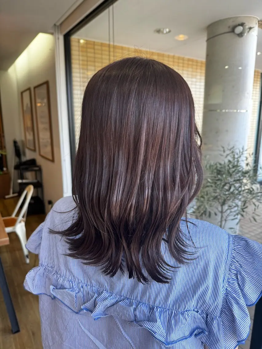 セミロング カラー ココアグレージュ グレージュ ヘアカラー トリートメント ツキダテ ユイのヘアスタイル